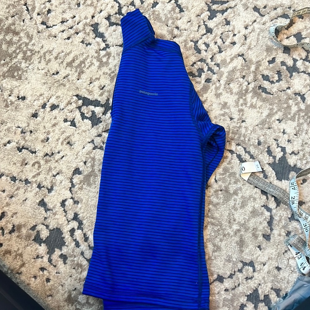 Patagonia blue kids size 7-8 (small) capilene base later.
